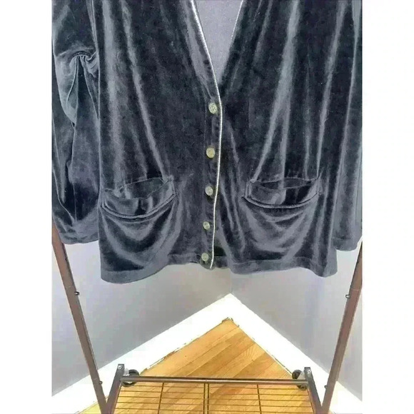 Vintage Liz Sport Black Velvet Blazer Jacket Sz L Gold Trim Crested Buttons 251H - Picture 4 of 13
